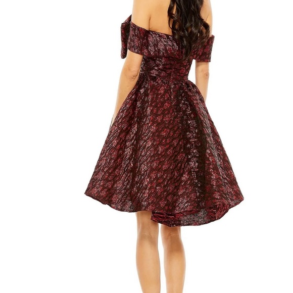 MacDuggal Off-Shoulder Red Dress - Picture 4 of 9